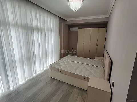 Kirayə verilir 4 otaqlı mənzil 150 m² — Bakı 4 otaq 150.00 m²