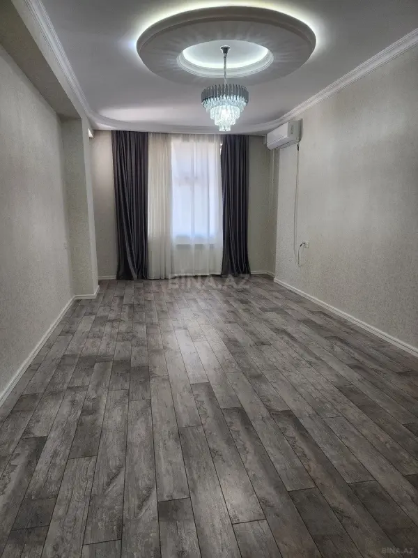Kirayə verilir 2 otaqlı mənzil 95 m²