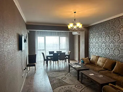 Kirayə verilir 2 otaqlı mənzil 110 m² — Bakı, Xətai 2 otaq 110.00 m²