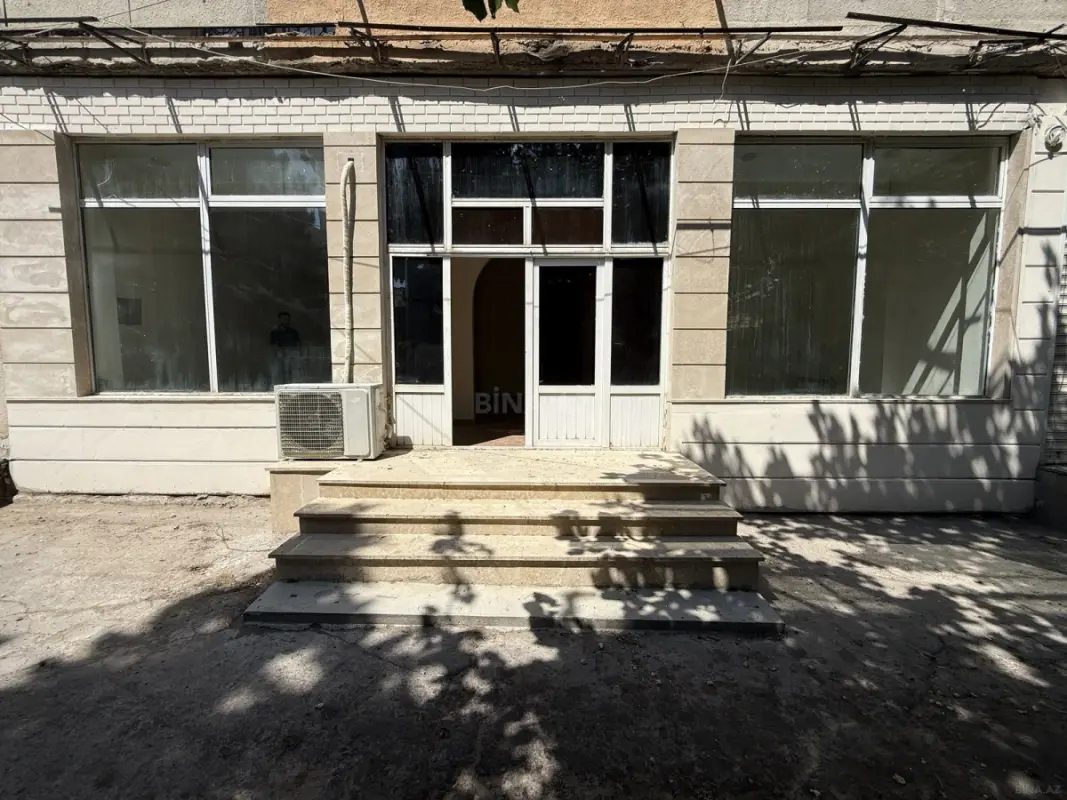 Kirayə verilir obyekt 110 m²
