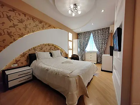 Kirayə verilir 3 otaqlı mənzil 100 m² — Bakı, Xətai 3 otaq 100.00 m²