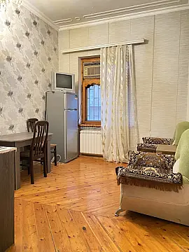 Kirayə verilir 1 otaqlı mənzil 40 m² — Bakı, Bakıxanov 1 otaq 40.00 m²