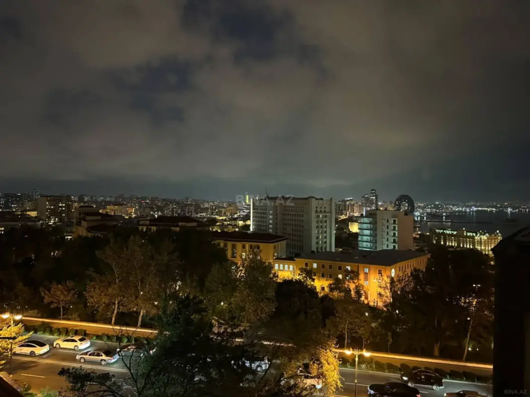 Satılır 2 otaqlı mənzil 43 m²