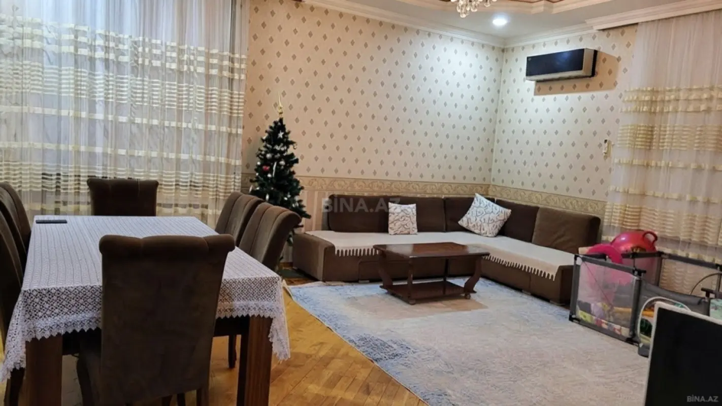 Kirayə verilir 2 otaqlı mənzil 110 m²