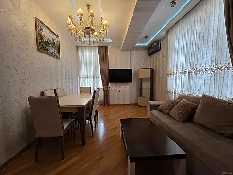 Kirayə verilir 4 otaqlı mənzil 130 m² — Bakı, İnşaatçılar 4 otaq 130.00 m²