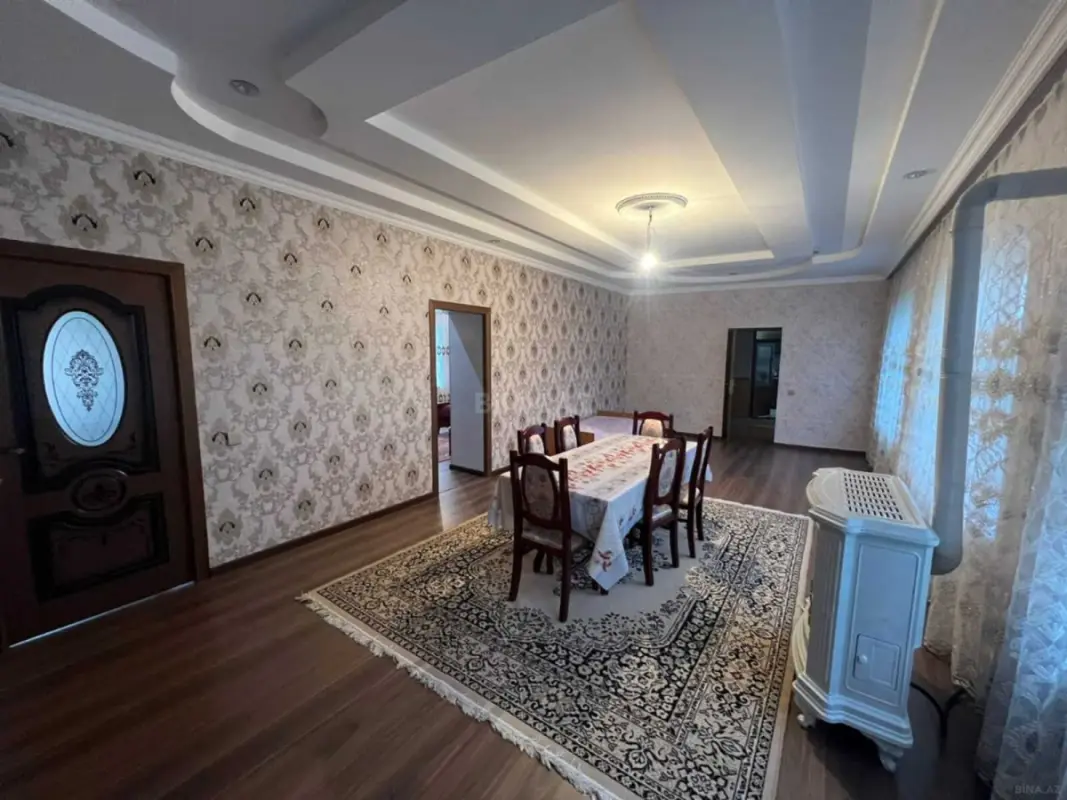 Kirayə verilir 3 otaqlı həyət evi 200 m²