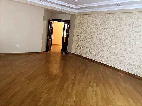 Kirayə verilir 3 otaqlı mənzil 150 m² — Bakı, İnşaatçılar 3 otaq 150.00 m²