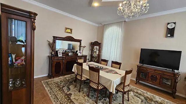 Satılır 15 otaqlı həyət evi 297 m² — Bakı, Əhmədli 15 otaq 297.00 m²