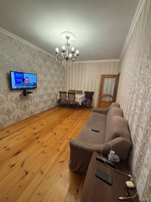 Satılır 2 otaqlı mənzil 65 m²