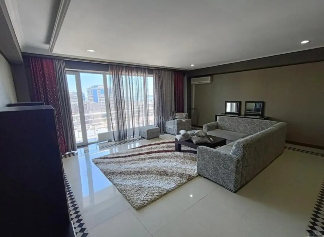 Kirayə verilir 2 otaqlı mənzil 96 m²