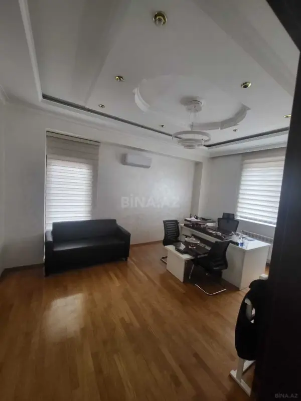 Kirayə verilir 3 otaqlı ofis 160 m²
