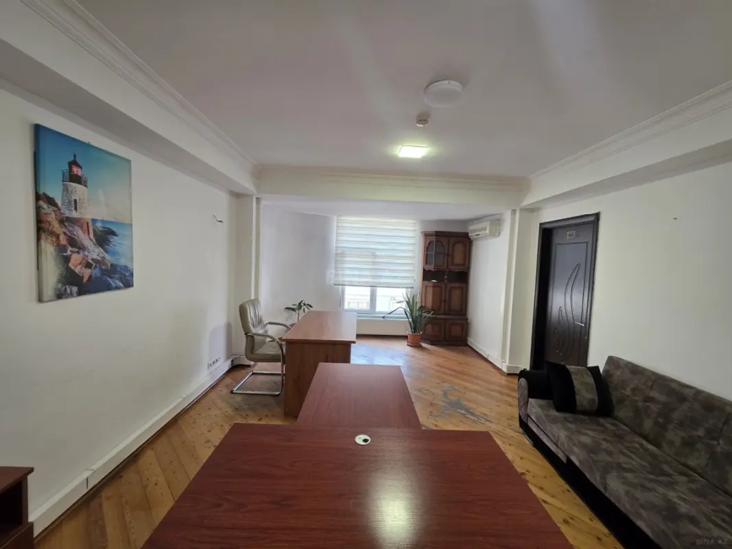 Kirayə verilir 1 otaqlı ofis 30 m²