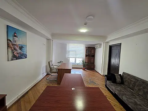 Kirayə verilir 1 otaqlı ofis 30 m² — Bakı, Nərimanov 1 otaq 30.00 m²