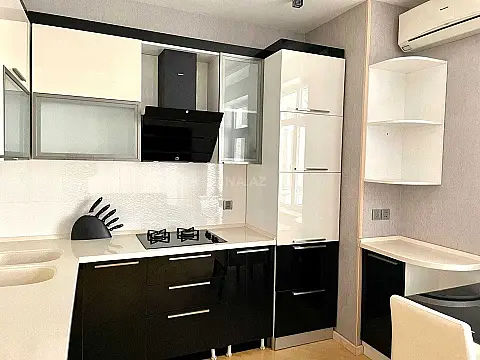 Kirayə verilir 2 otaqlı mənzil 130 m² — Bakı, Nərimanov 2 otaq 130.00 m²