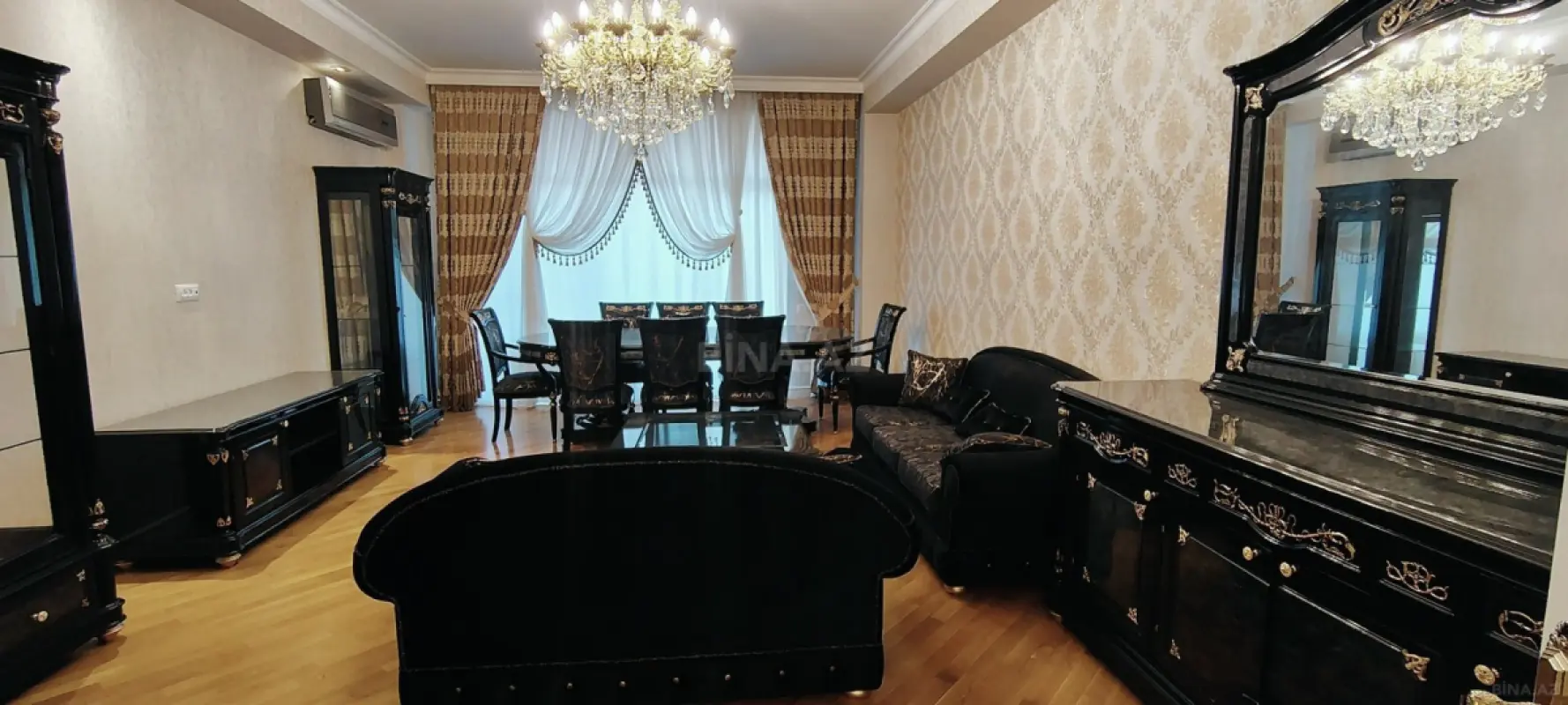 Kirayə verilir 4 otaqlı mənzil 170 m²