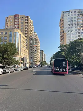 Satılır 4 otaqlı mənzil 191 m² — Bakı 4 otaq 191.00 m²