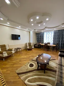 Kirayə verilir 2 otaqlı mənzil 110 m² — Bakı, Nizami 2 otaq 110.00 m²