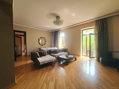 Kirayə verilir 3 otaqlı mənzil 90 m² — Bakı, Sahil qəs. 3 otaq 90.00 m²