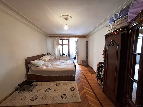 Satılır 3 otaqlı mənzil 70 m² — Bakı 3 otaq 70.00 m²