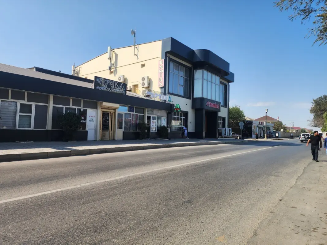 Satılır 4 otaqlı həyət evi 93 m²
