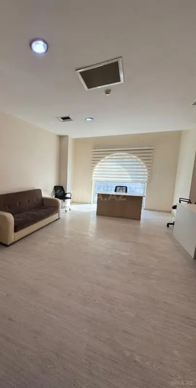 Kirayə verilir 1 otaqlı ofis 35 m²