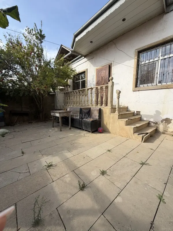 Satılır 3 otaqlı həyət evi 100 m²