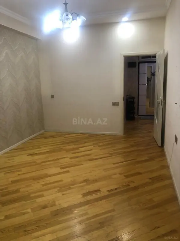 Kirayə verilir 2 otaqlı mənzil 55 m²