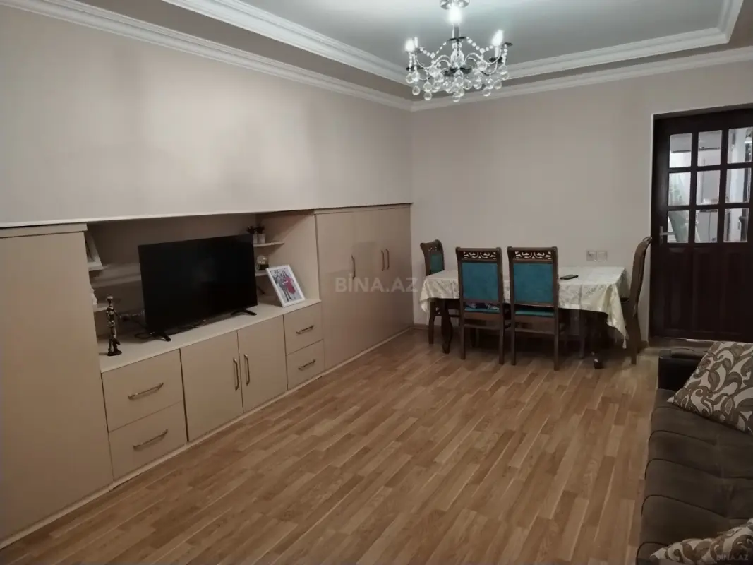 Satılır 2 otaqlı mənzil 49 m²
