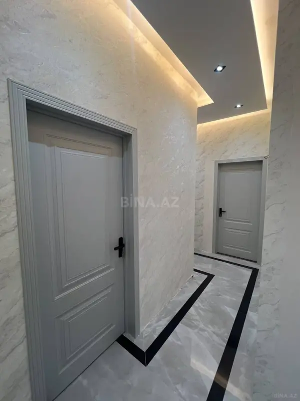 Satılır 3 otaqlı mənzil 125 m²