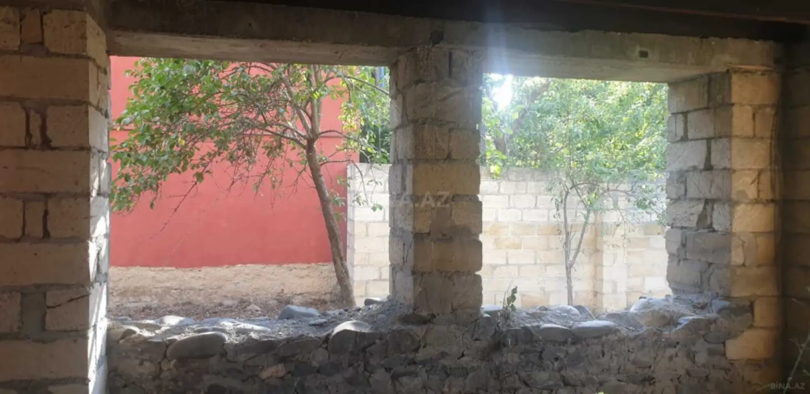 Satılır 5 otaqlı həyət evi 320 m²