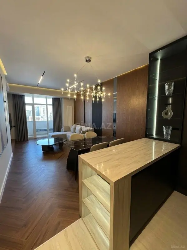 Satılır 2 otaqlı mənzil 76 m²