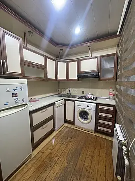 Kirayə verilir 2 otaqlı mənzil 50 m² — Bakı, Memar Əcəmi yanı 2 otaq 50.00 m²