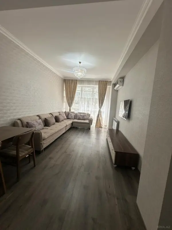 Kirayə verilir 3 otaqlı mənzil 120 m²