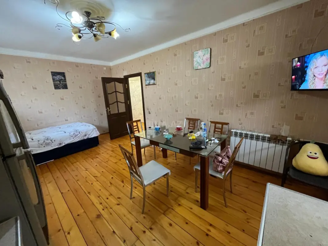 Satılır 3 otaqlı mənzil 82 m²