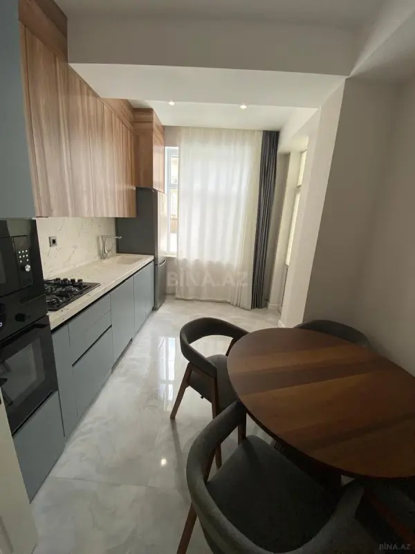 Kirayə verilir 3 otaqlı mənzil 110 m²