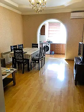 Kirayə verilir 2 otaqlı mənzil 70 m² — Bakı, İnşaatçılar 2 otaq 70.00 m²