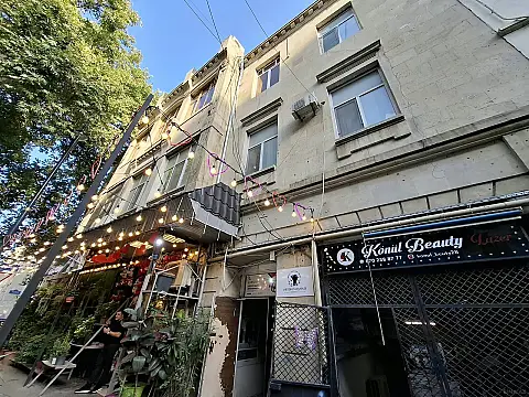 Kirayə verilir 5 otaqlı mənzil 190 m² — Bakı 5 otaq 190.00 m²