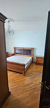 Kirayə verilir 5 otaqlı mənzil 174 m² — Bakı 5 otaq 174.00 m²