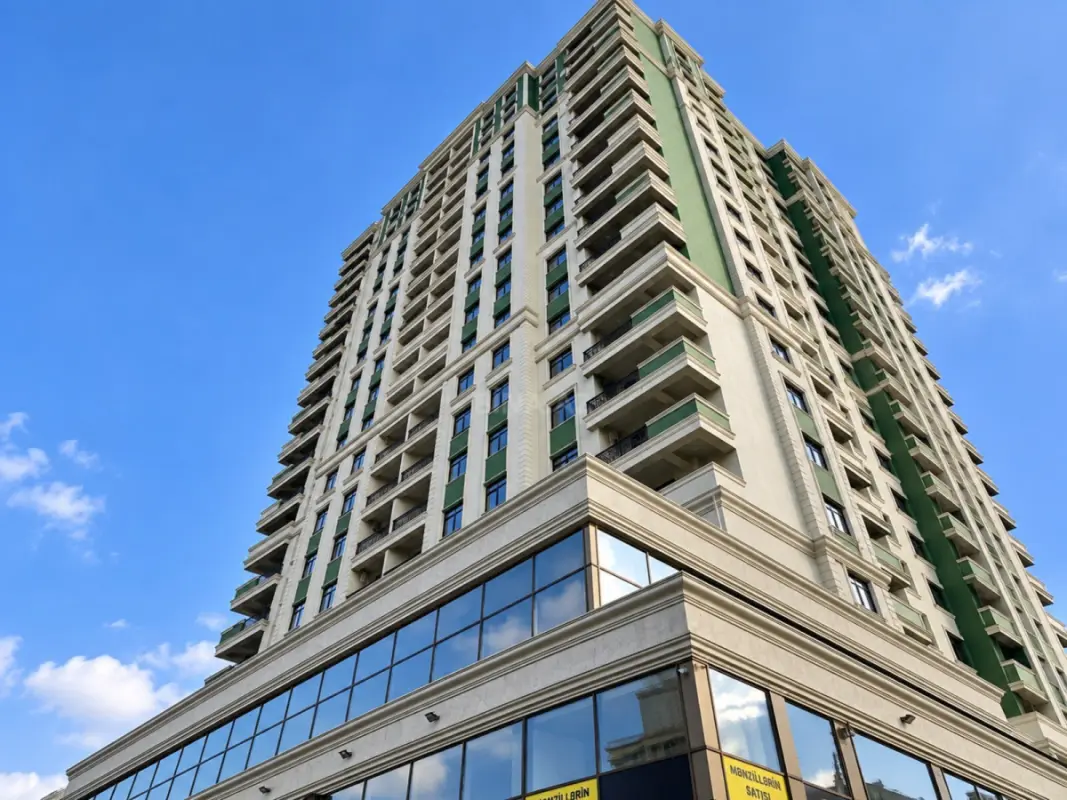 Satılır 3 otaqlı mənzil 105 m²