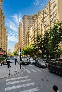 Satılır 3 otaqlı mənzil 110 m² — Bakı 3 otaq 110.00 m²