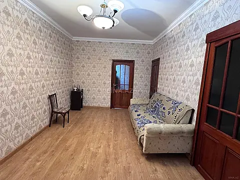 Kirayə verilir 2 otaqlı mənzil 50 m² — Bakı, 7-ci mikrorayon 2 otaq 50.00 m²