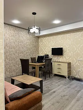 Kirayə verilir 2 otaqlı mənzil 55 m² — Bakı, Həzi Aslanov qəs. 2 otaq 55.00 m²