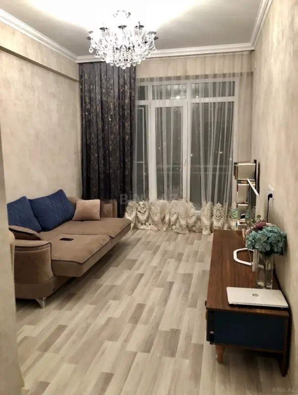 Kirayə verilir 2 otaqlı mənzil 50 m²