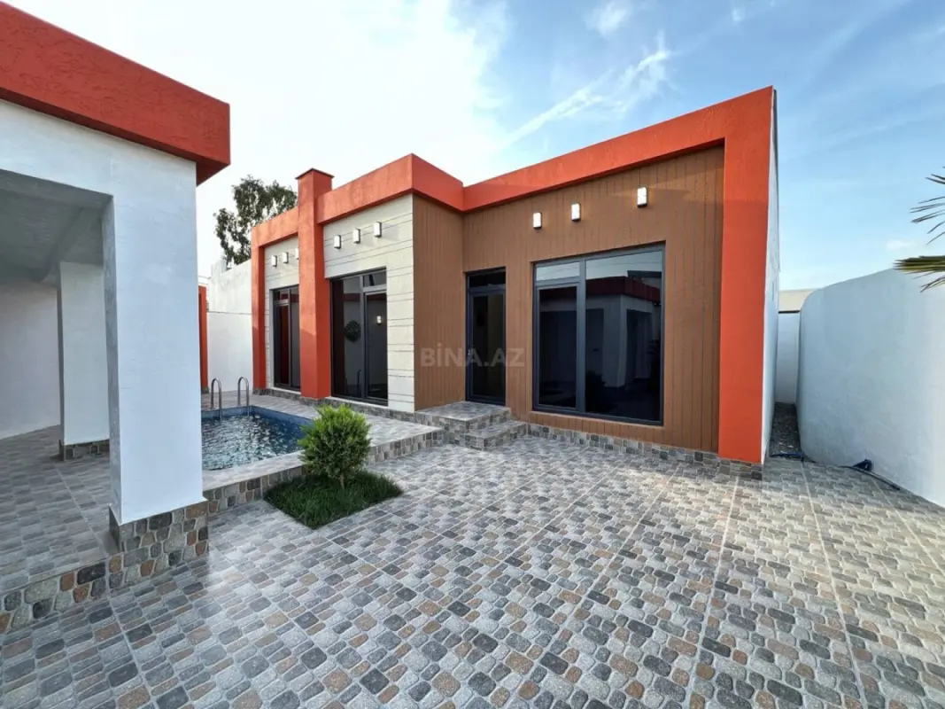 Satılır 4 otaqlı həyət evi 130 m²