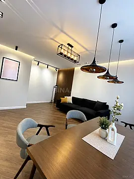 Satılır 2 otaqlı mənzil 77 m² — Bakı, İnşaatçılar 2 otaq 77.00 m²