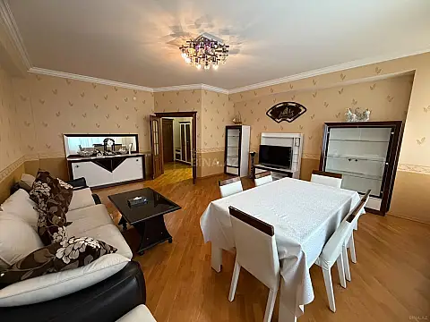 Kirayə verilir 3 otaqlı mənzil 135 m² — Bakı, Xətai 3 otaq 135.00 m²