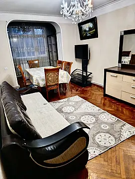 Kirayə verilir 3 otaqlı mənzil 80 m² — Bakı, Nərimanov 3 otaq 80.00 m²