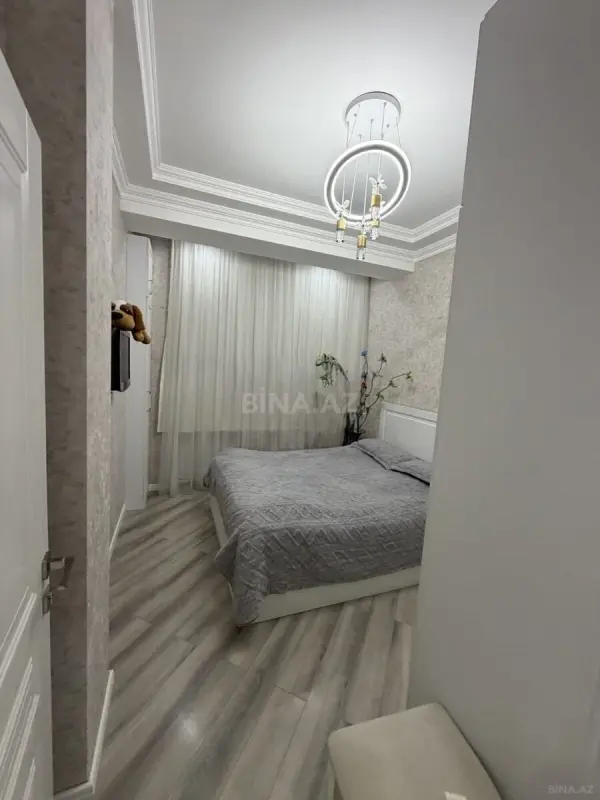Satılır 3 otaqlı mənzil 91 m²