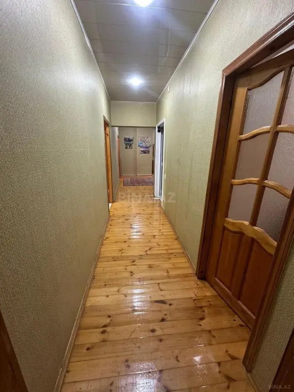 Satılır 3 otaqlı mənzil 138 m²