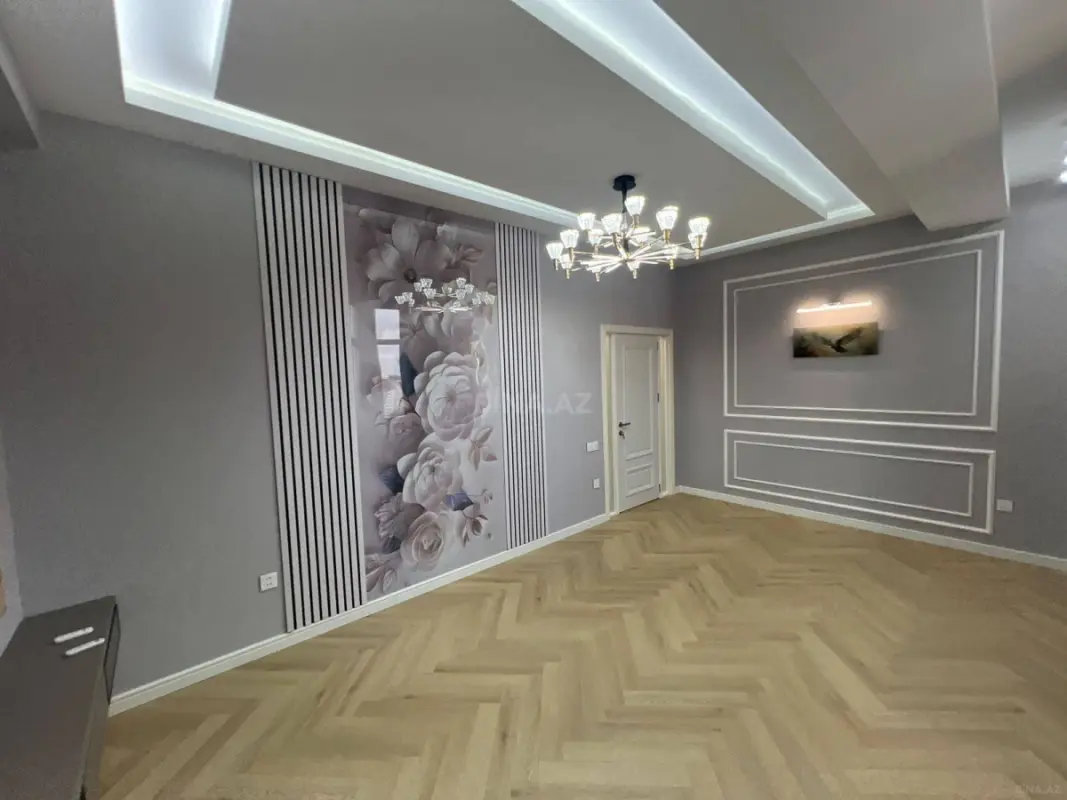 Satılır 2 otaqlı mənzil 76 m²